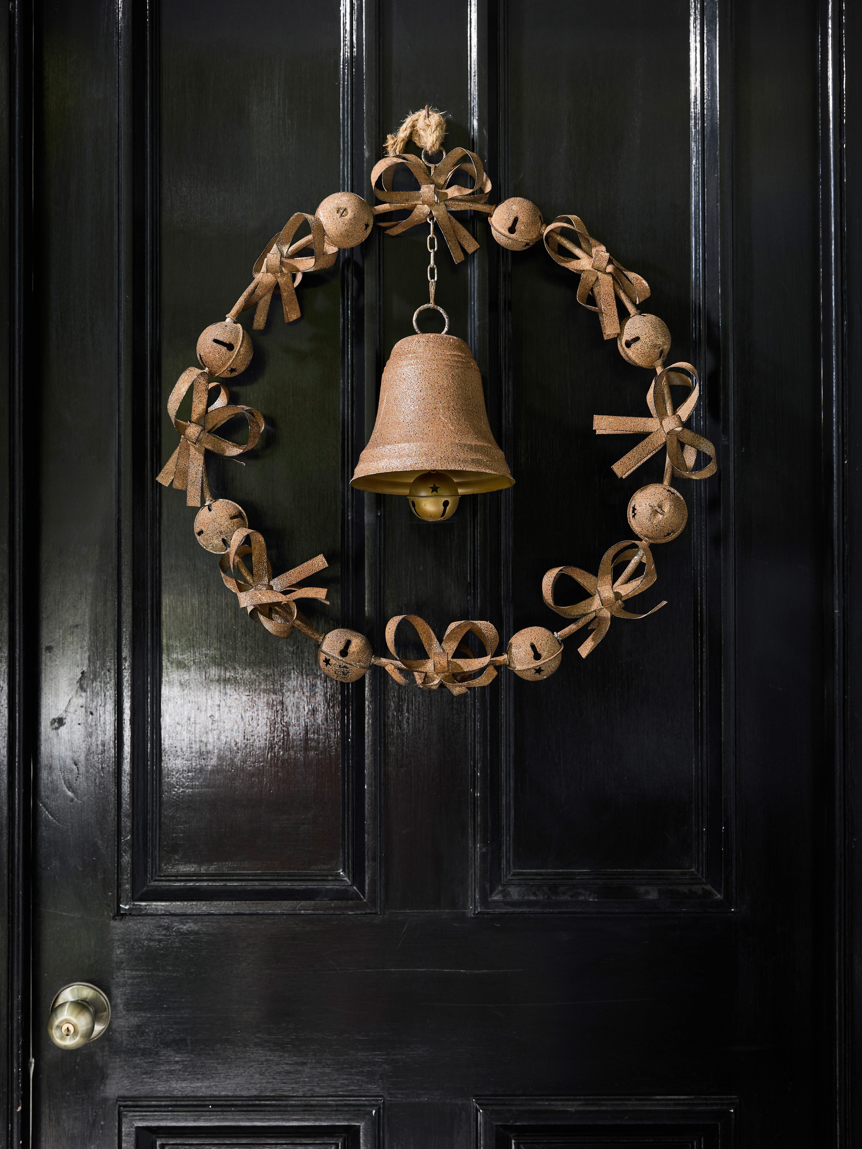 Bow & Bell Rust Wreath