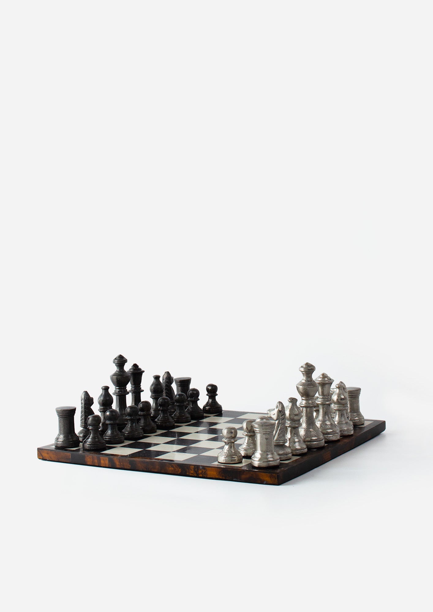 Alvis Chess Set