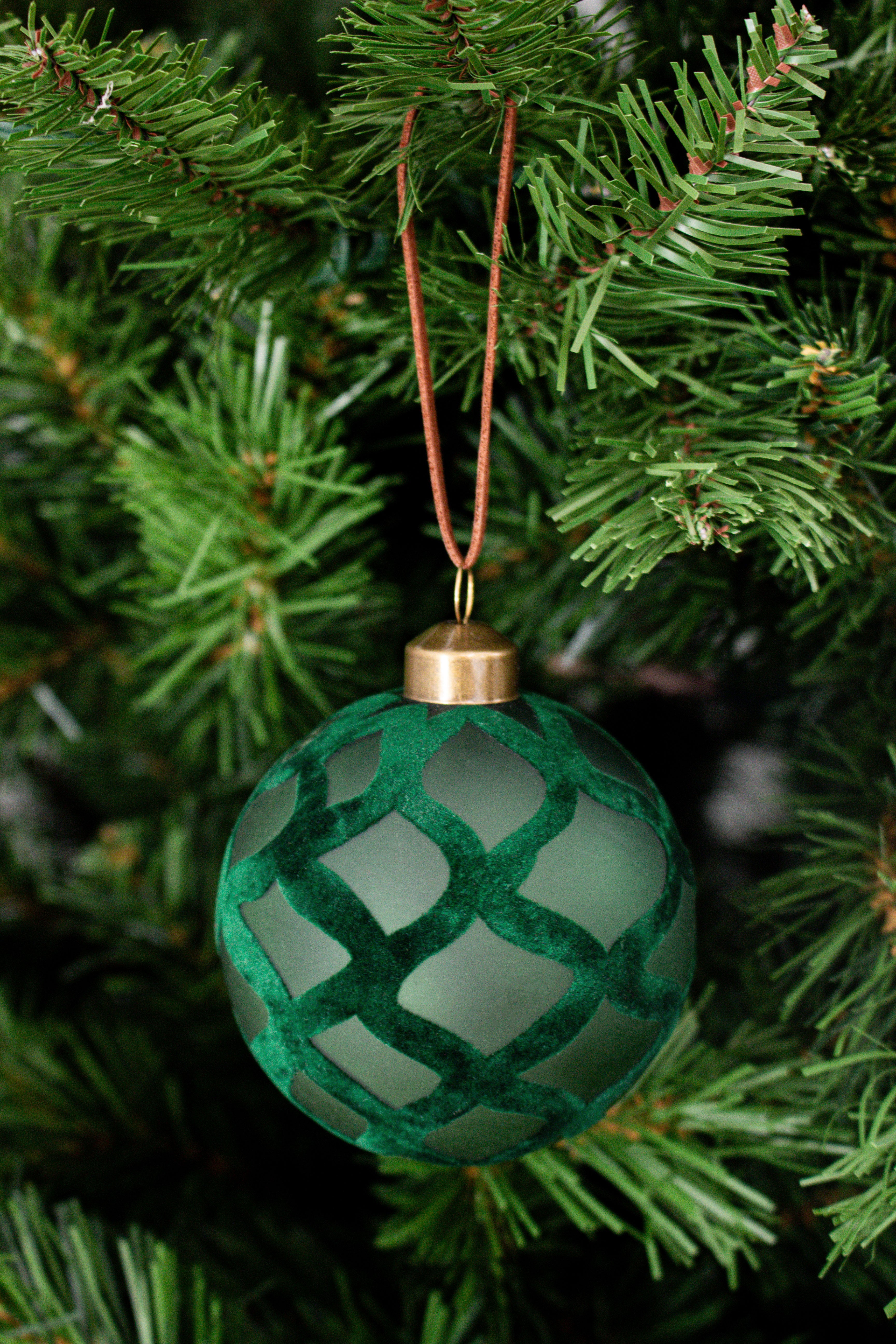 Corinne Velvet Bauble