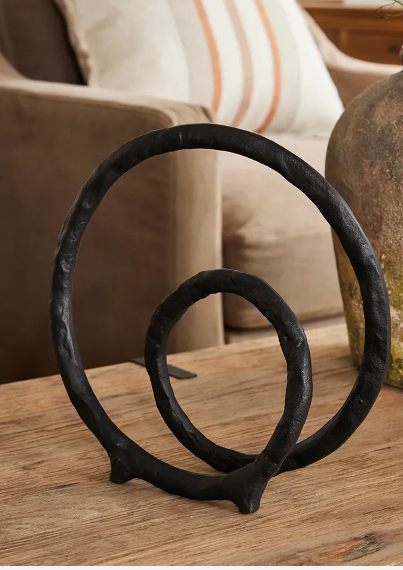 Decorative Loop Round