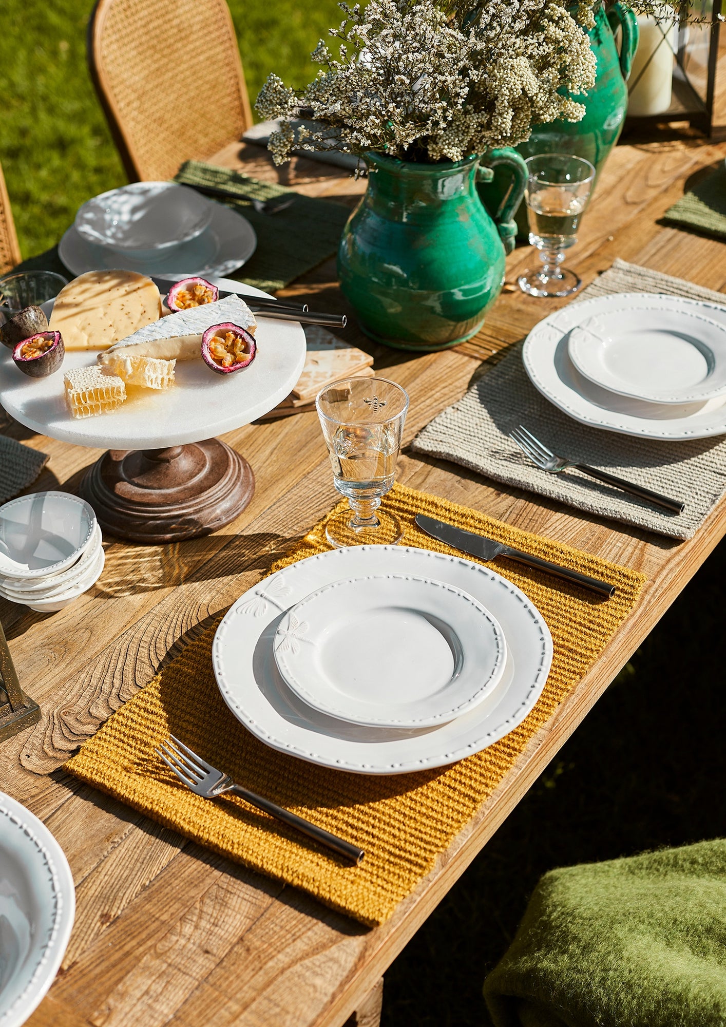 Dragonfly White Dinner Plate