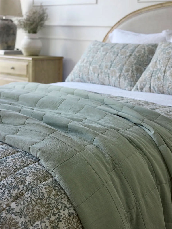 Freya Quilt | Sage