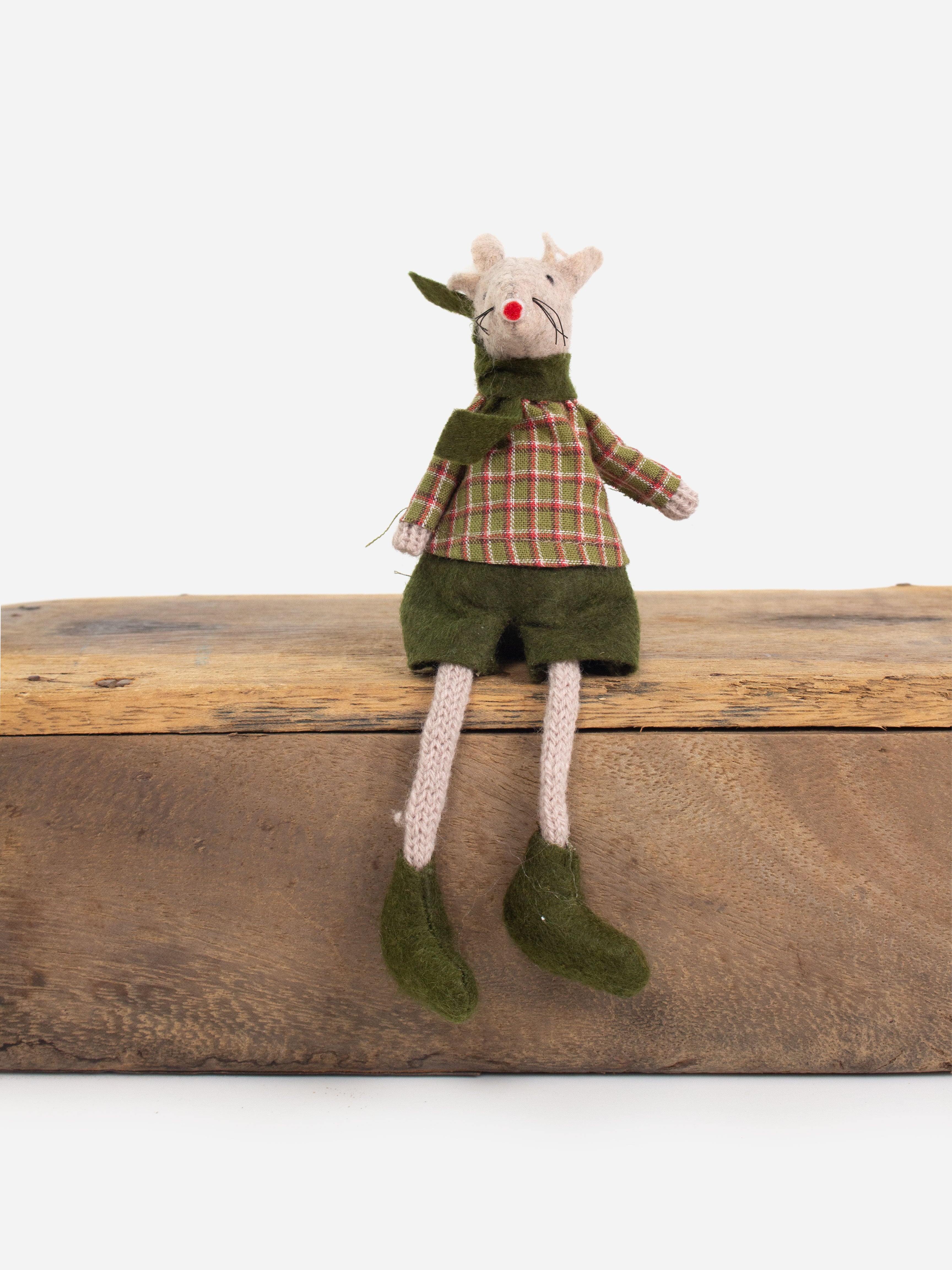 Green Mouse Sitting