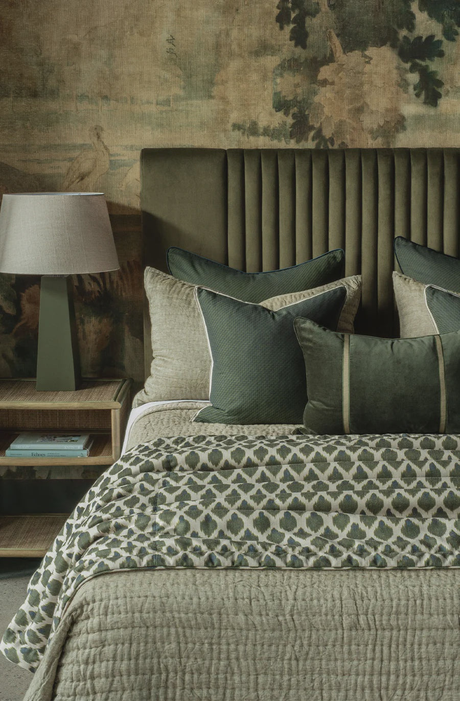 Kasumi Verde Teal Comforter
