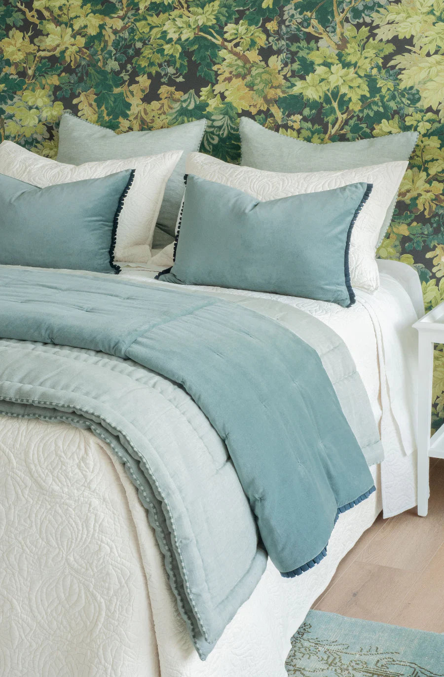 Luchesi Duck Egg Comforter