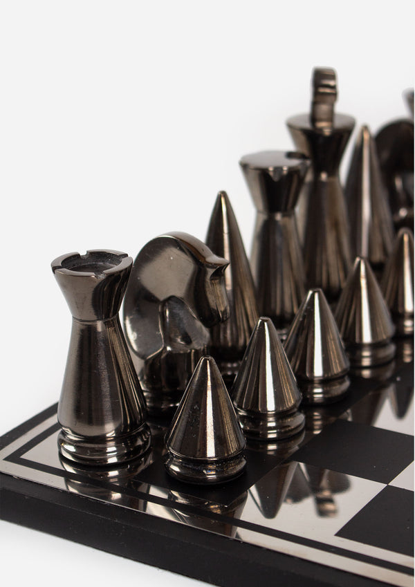 Luxor Chess Set