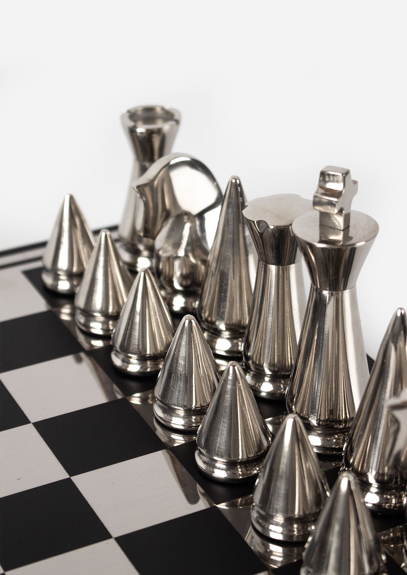 Luxor Chess Set