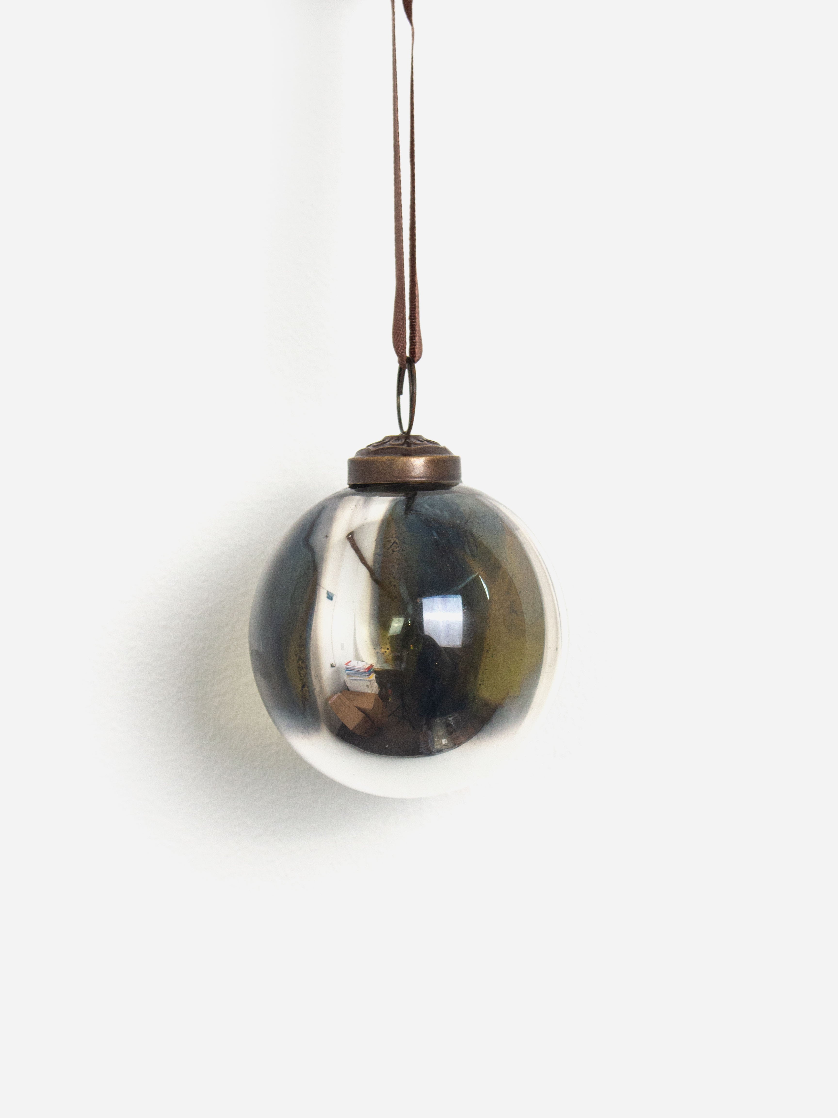 Mercury Stripe Bauble Green