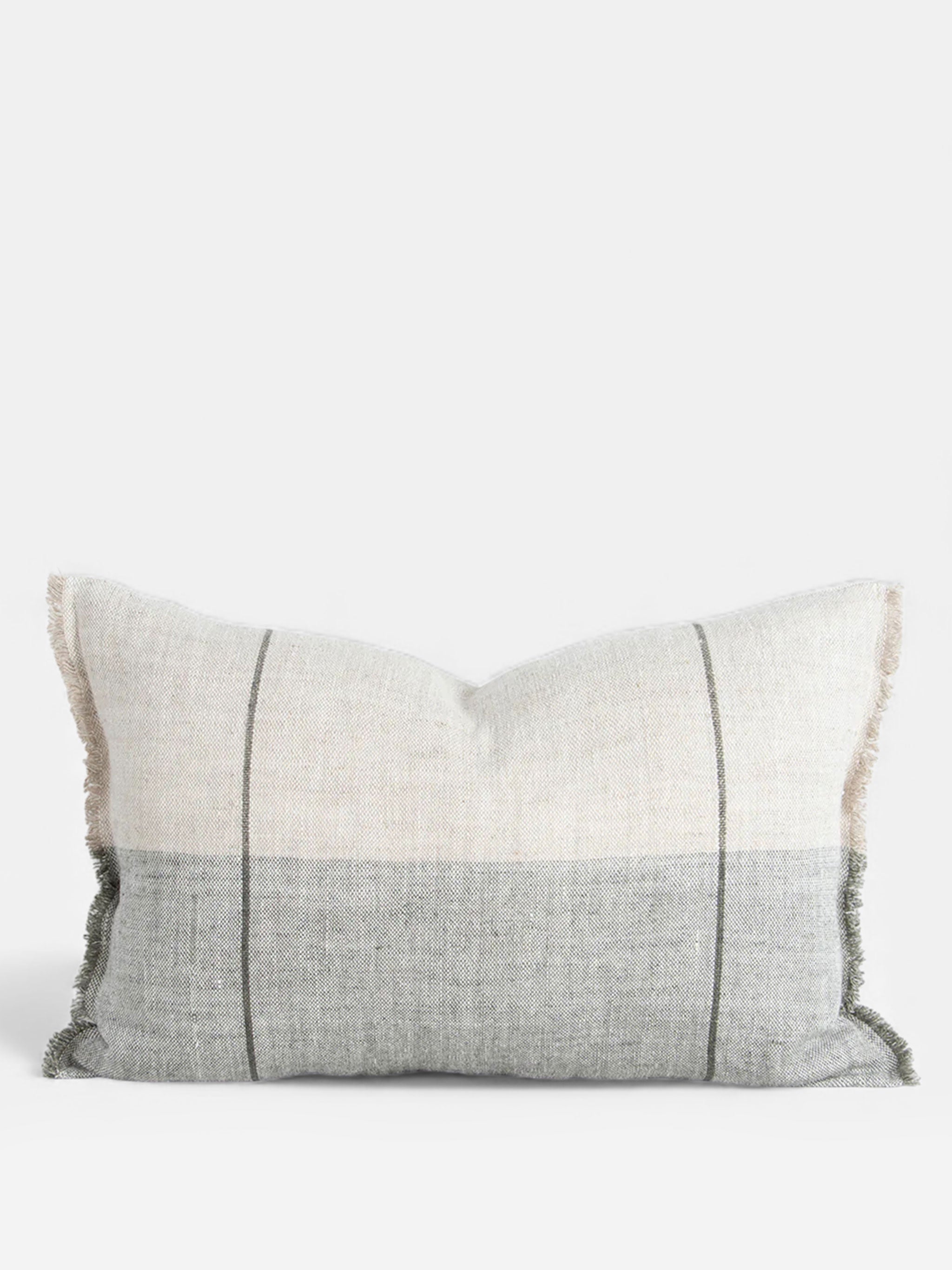 Oliver Lumbar Cushion Cover