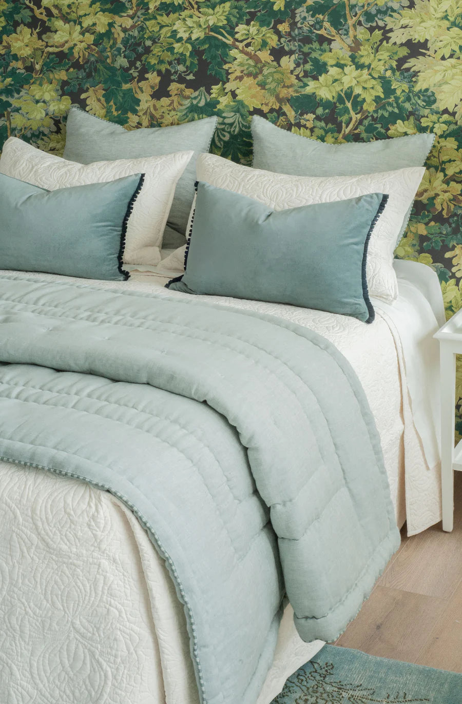 Plissado Duck Egg Comforter