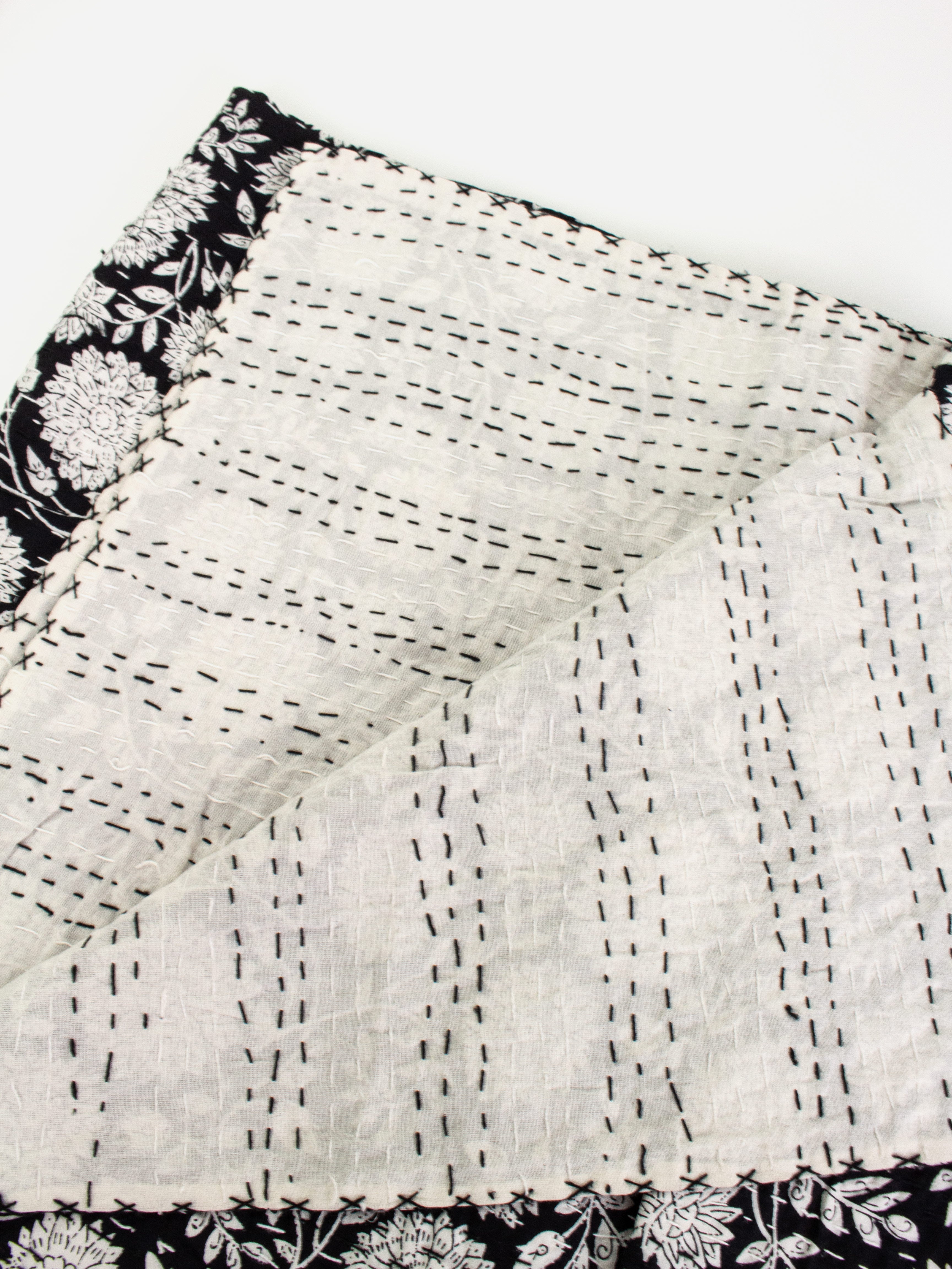 Raven Vine Cotton Bedspread
