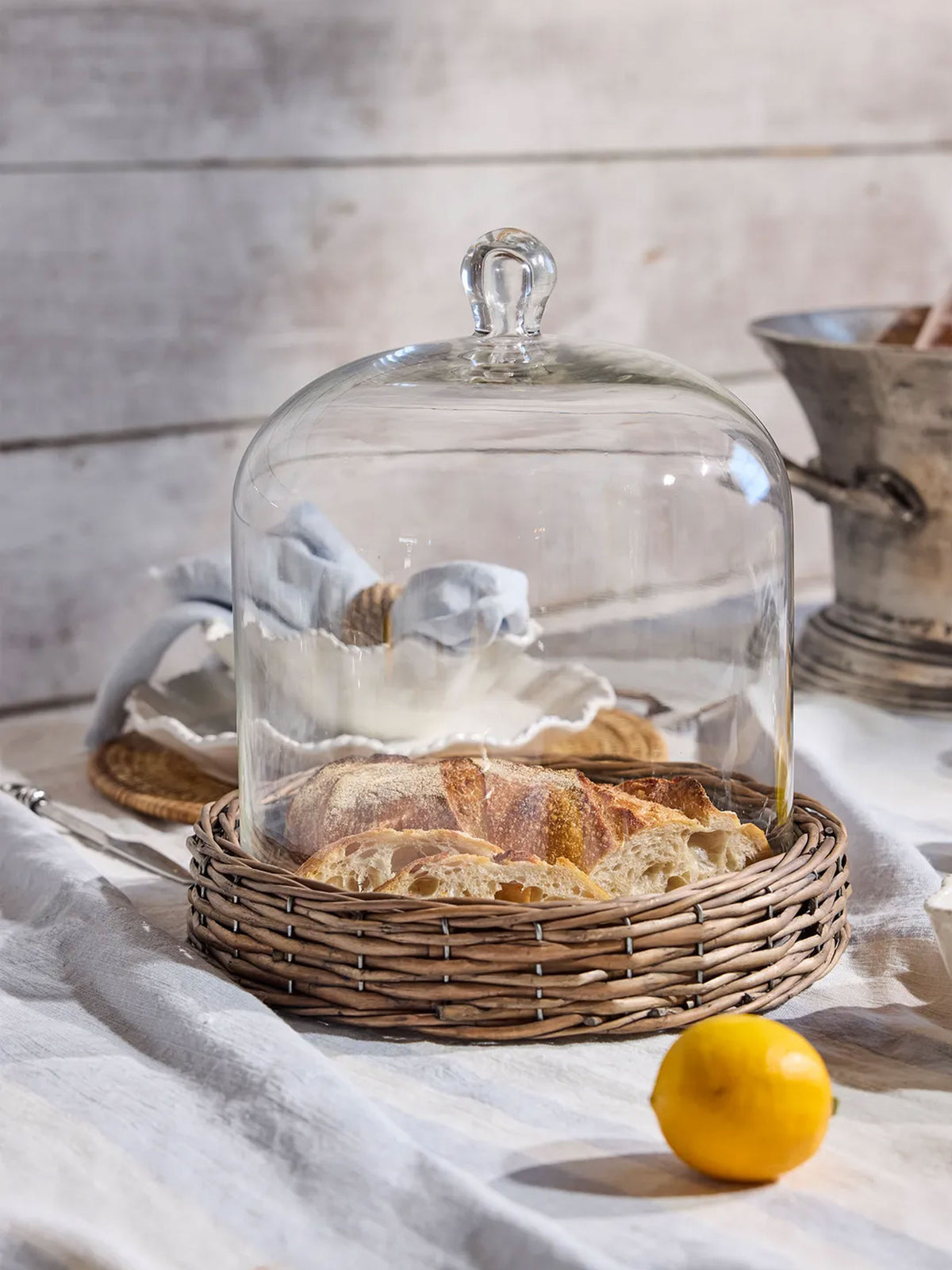 Cake Stands & Domes