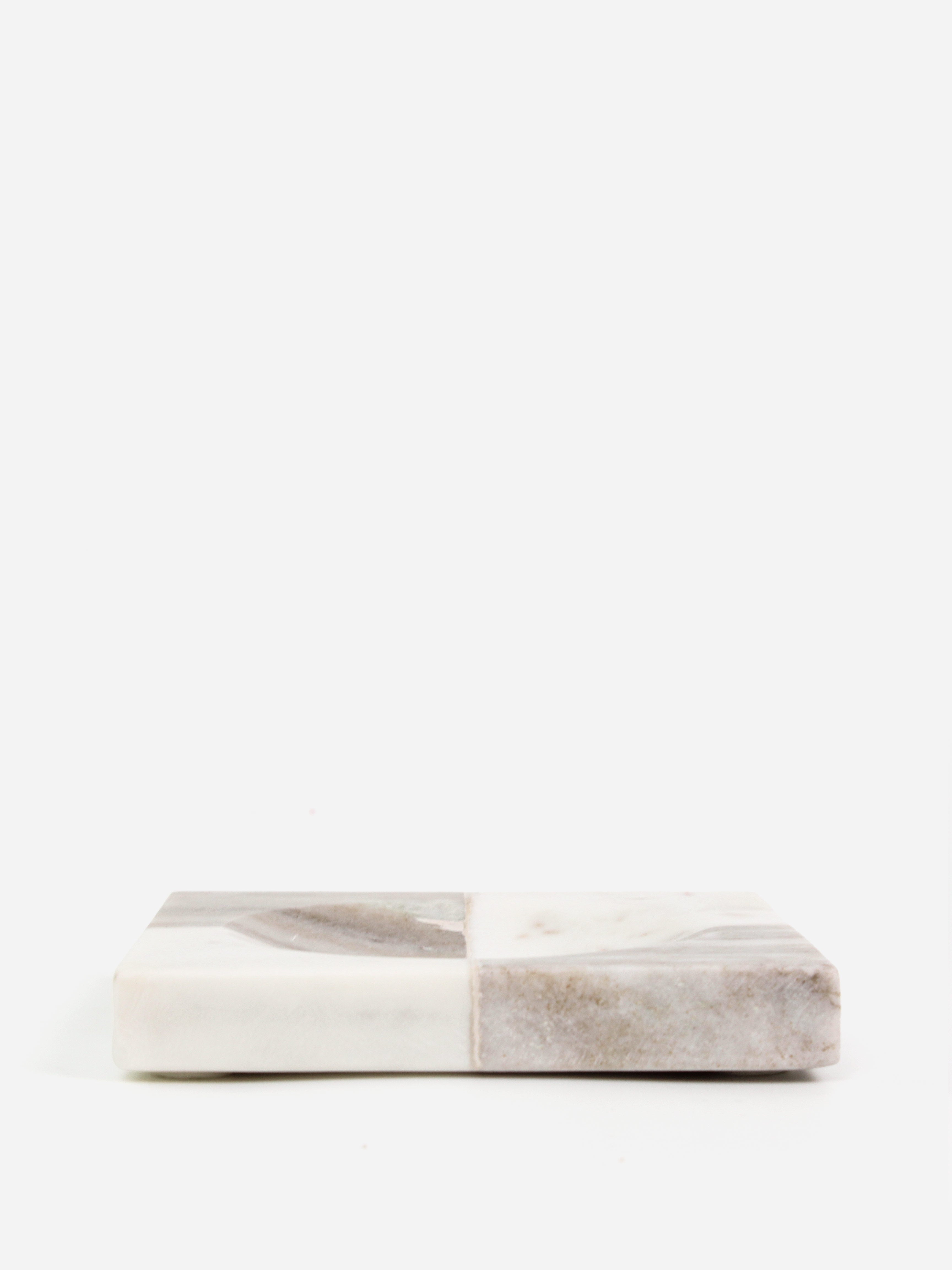 Sachi White & Beige Check Dish