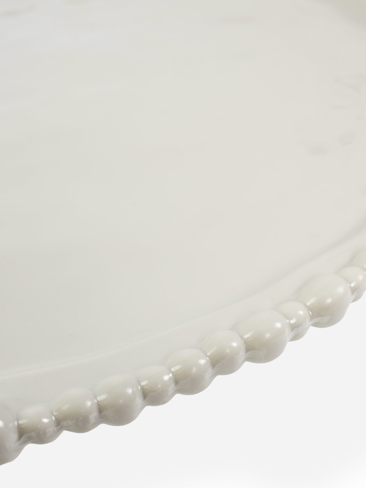 Pearl Sand Cake Stand