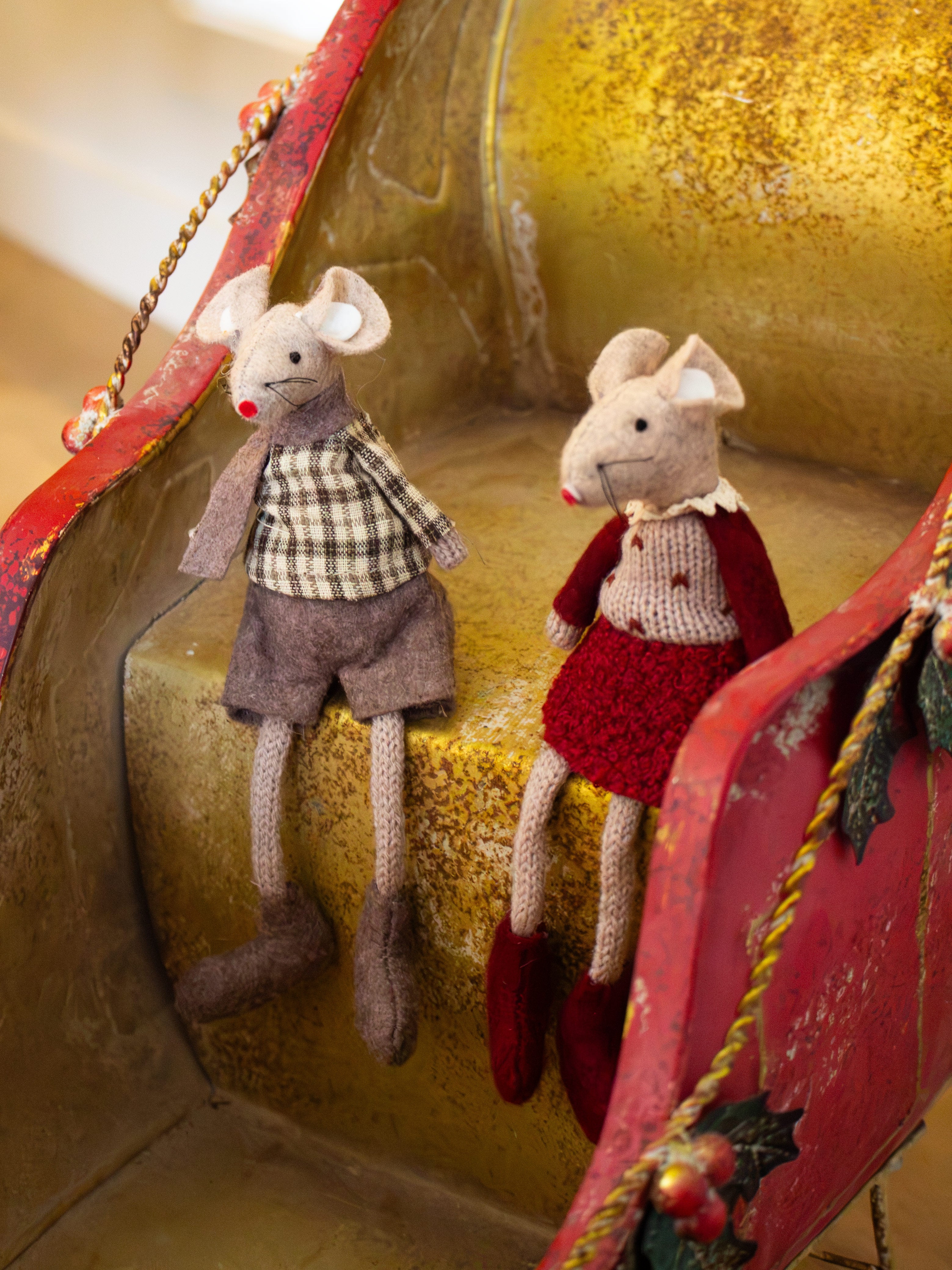 Brown Mouse Sitting