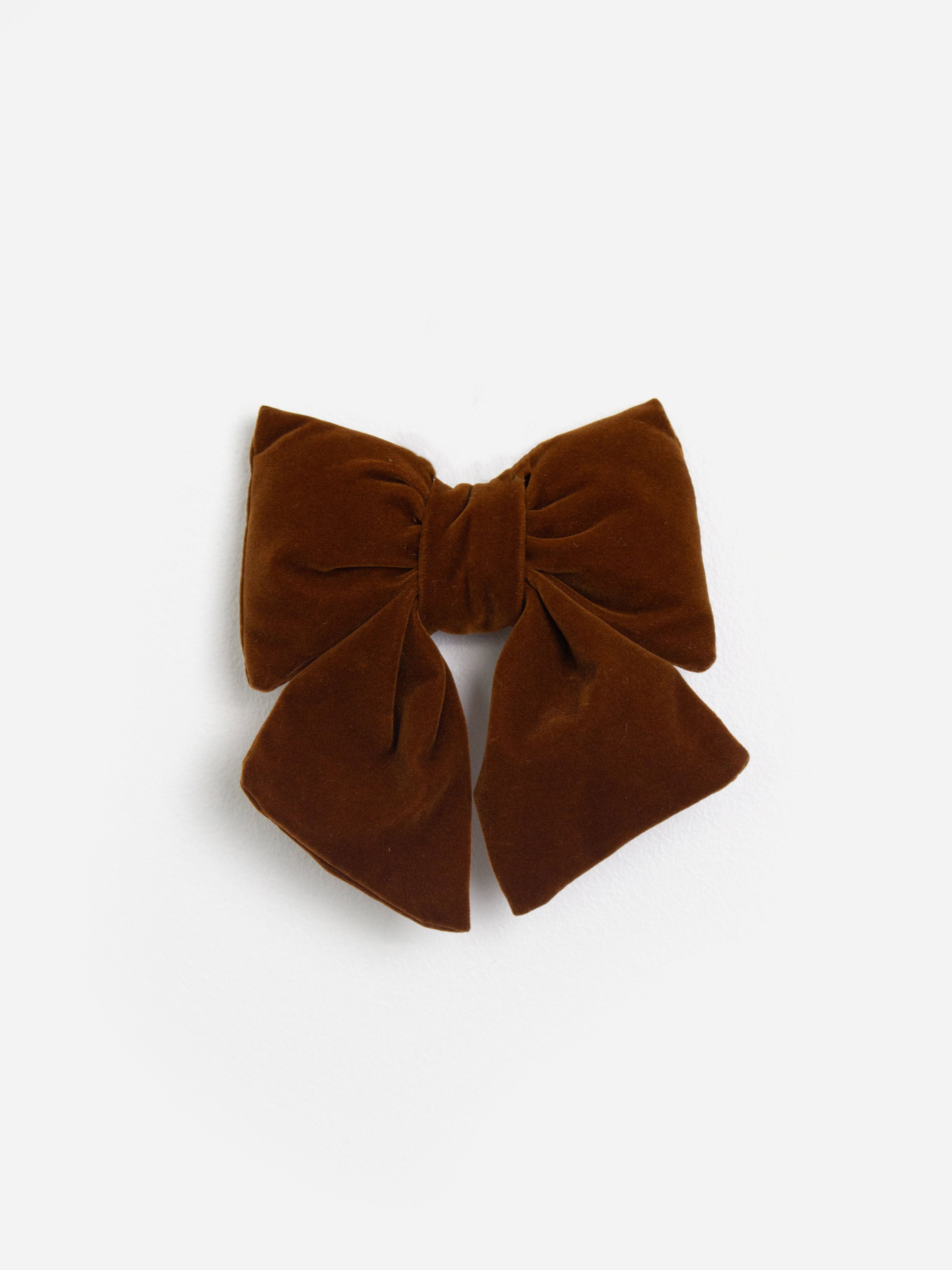 Tobacco Velvet Cushion Clip Bow