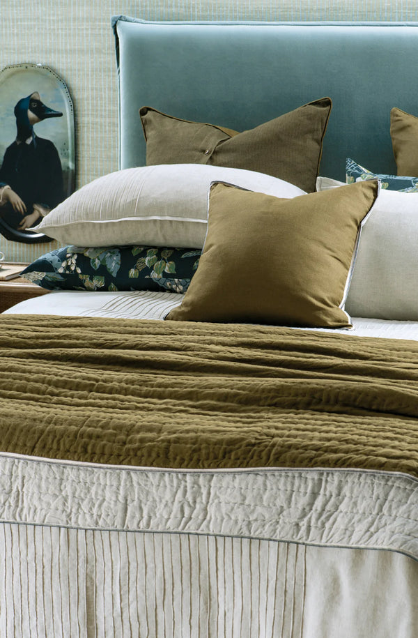 Appetto Moss Coverlet