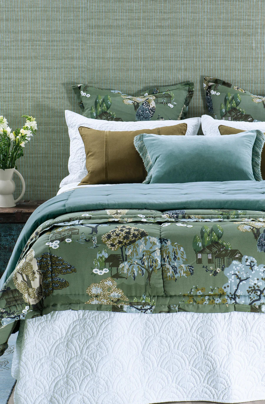 Tramonto Lagoon Comforter